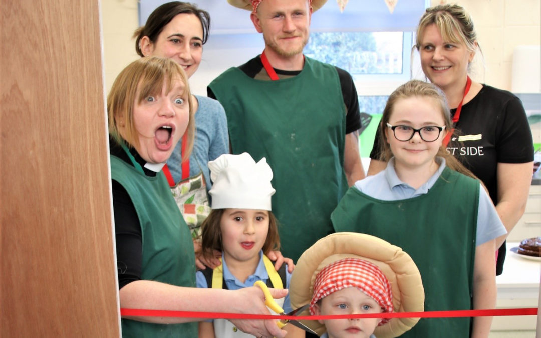 Celeb Kate opens Carr Hill kitchen