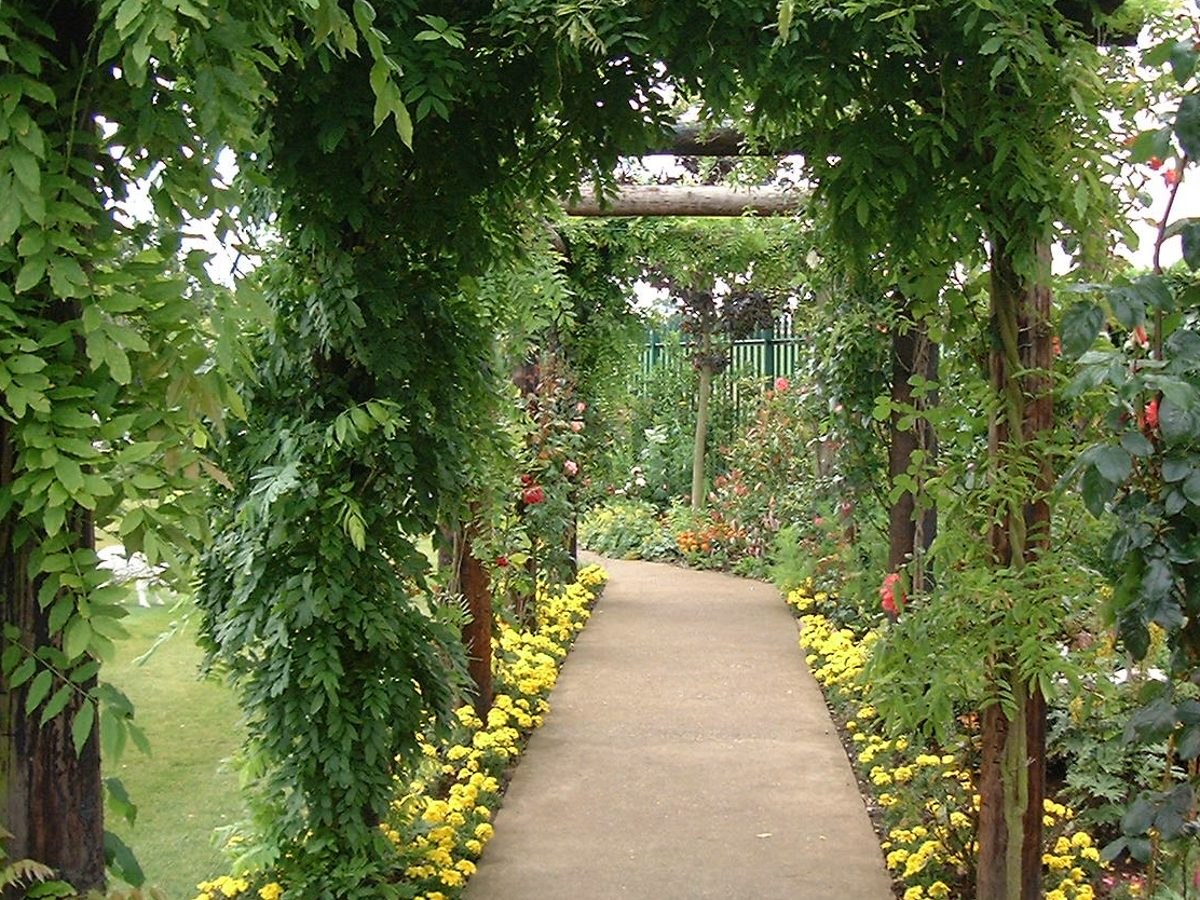 Winthropgardenspergola-Mar2018