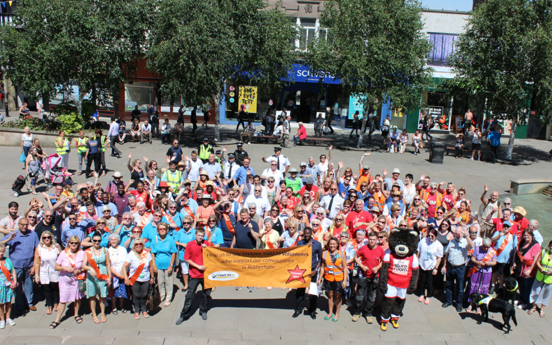 Hundreds come together to say a ‘big’ thank you