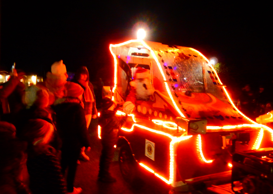 Misterton Christmas lights switch-on and competition