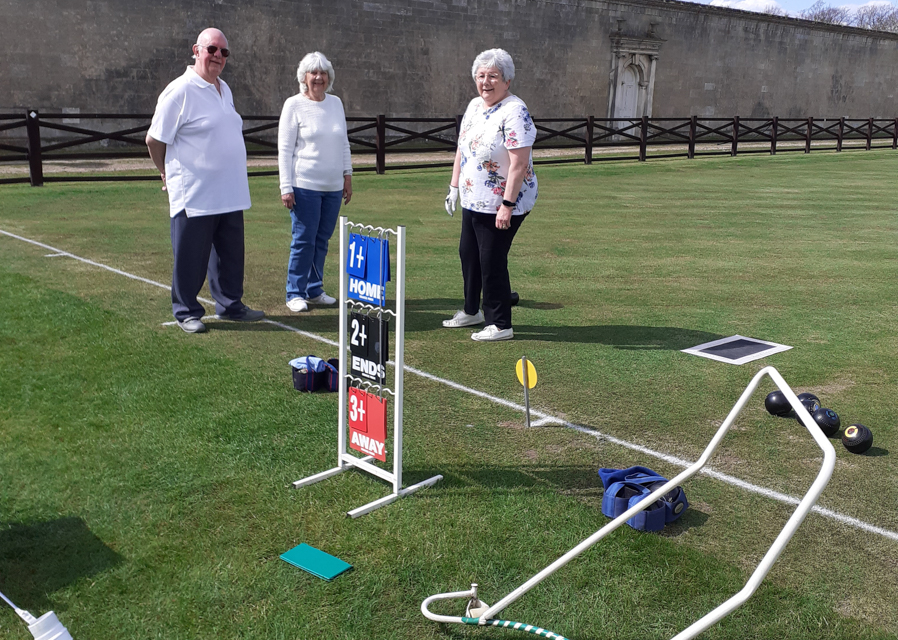 Let’s roll at Welbeck Abbey Bowls Club