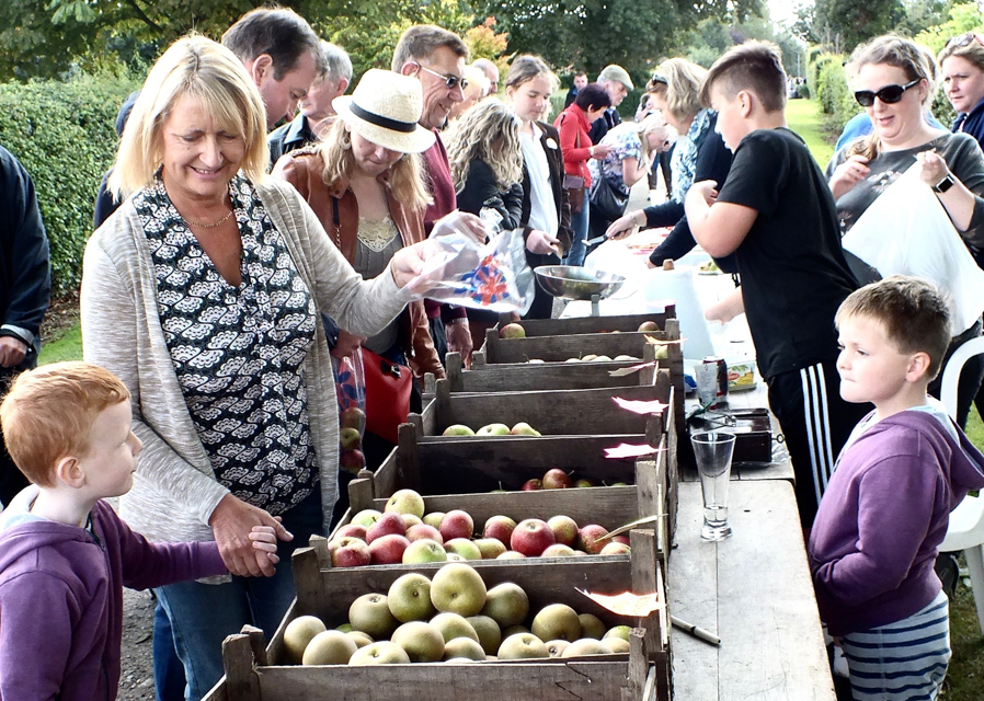 East Markham Apple Day