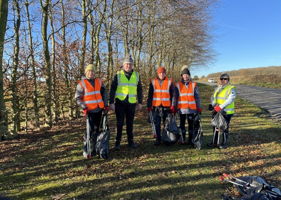 Edwinstowe Litter Picking Patrol celebrates three years