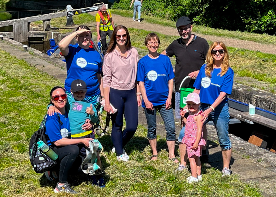 Citizens Advice North Nottinghamshire celebrates Move More In May with the Dawn Rose canal boat pull