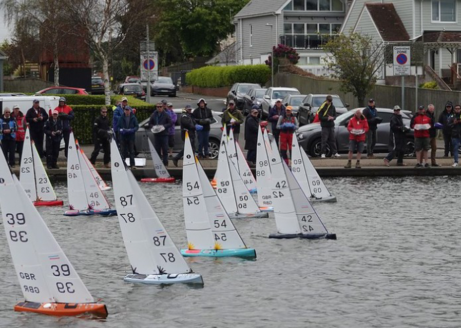 Lincoln Radio Sailing Club
