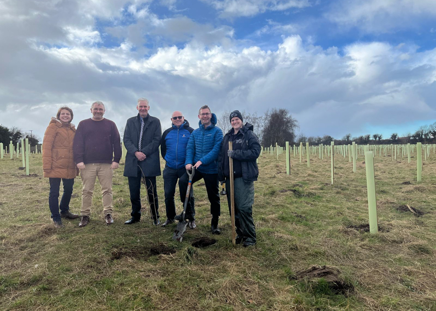 3,500 trees planted to create a new woodland in Mansfield Woodhouse