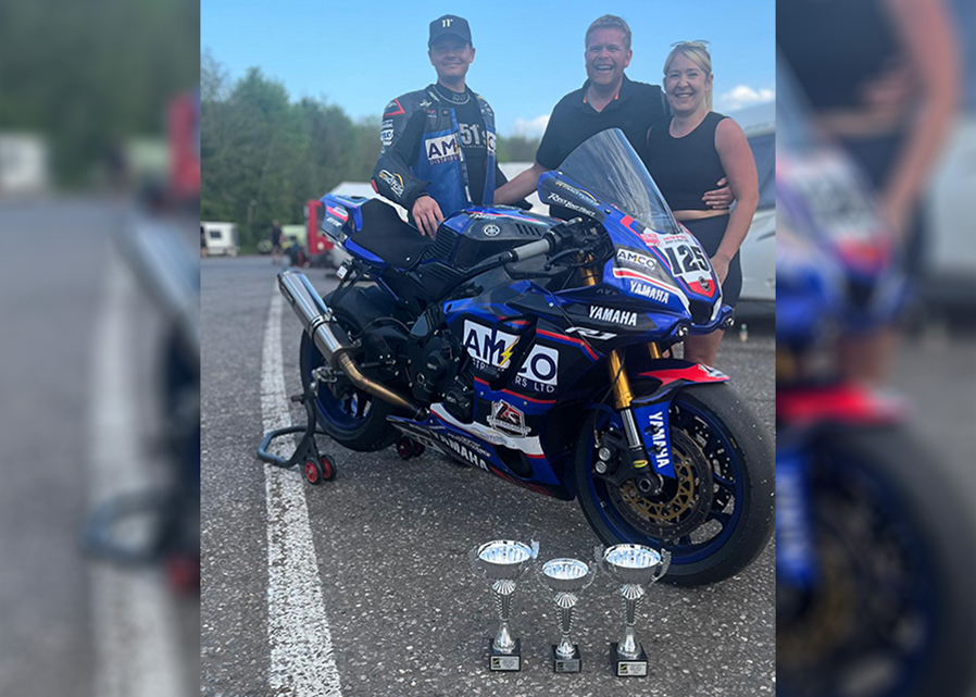 Another successful race meeting for Scott