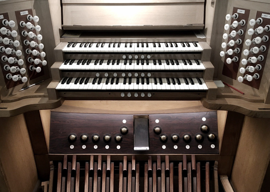 Lunchtime Organ Music in St Swithun’s Church